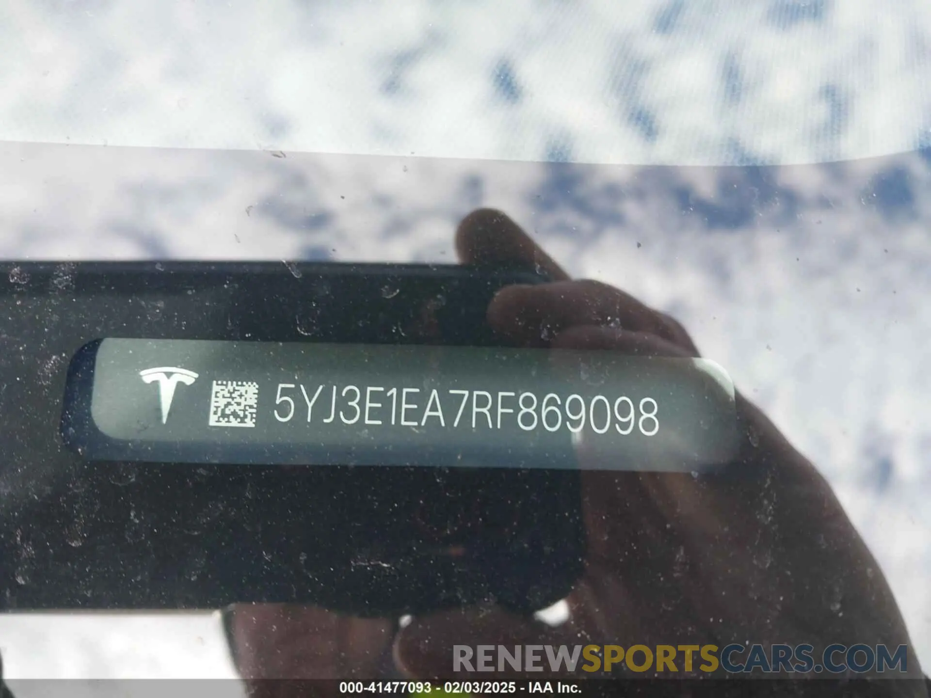 9 Фотография поврежденного автомобиля 5YJ3E1EA7RF869098 TESLA MODEL 3 2024