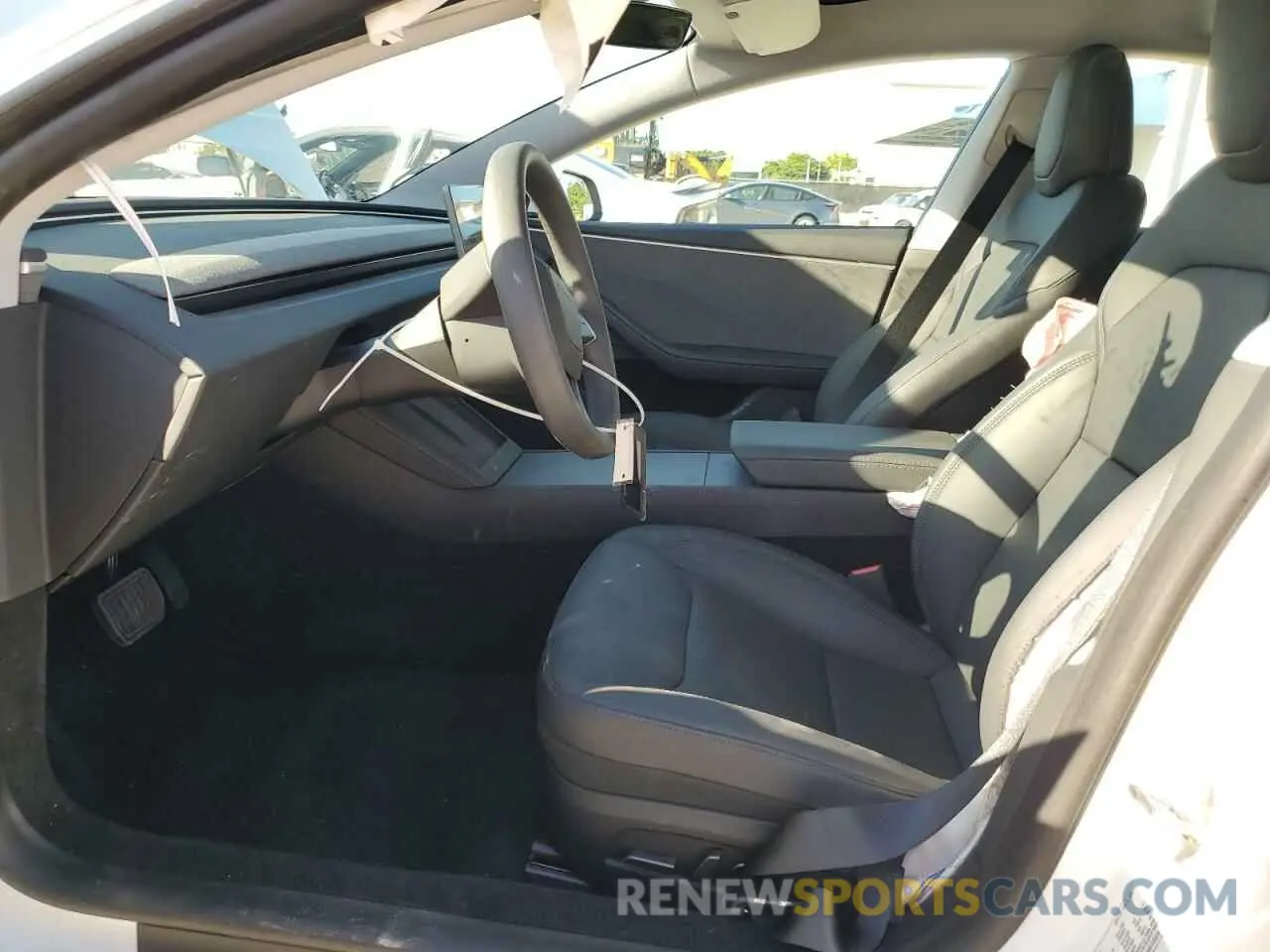 7 Фотография поврежденного автомобиля 5YJ3E1EA8RF732820 TESLA MODEL 3 2024