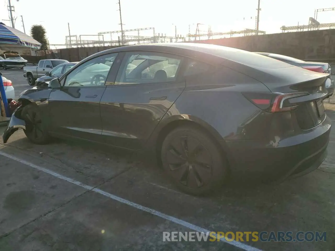 2 Фотография поврежденного автомобиля 5YJ3E1EA8RF755417 TESLA MODEL 3 2024