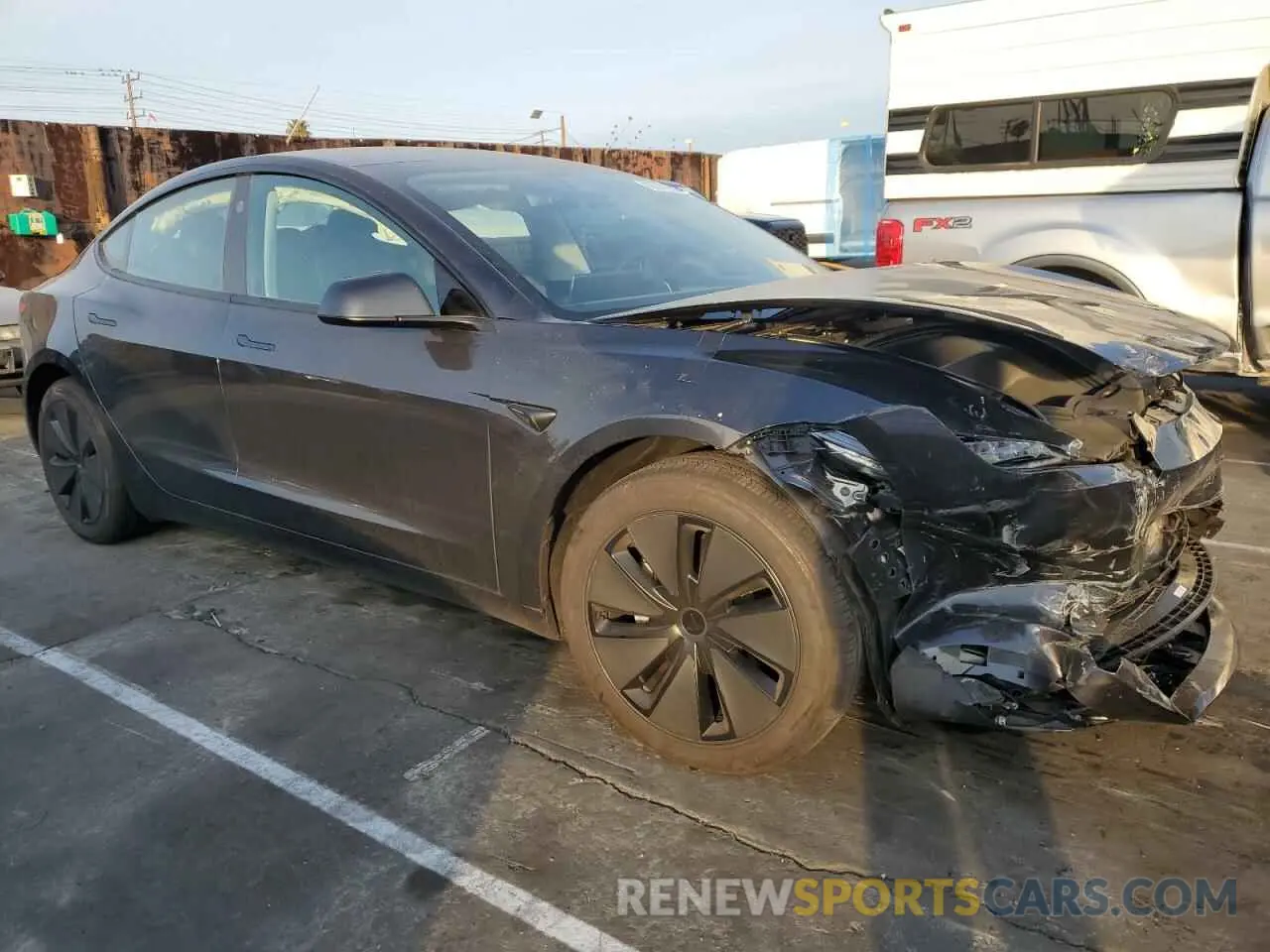 4 Фотография поврежденного автомобиля 5YJ3E1EA8RF755417 TESLA MODEL 3 2024