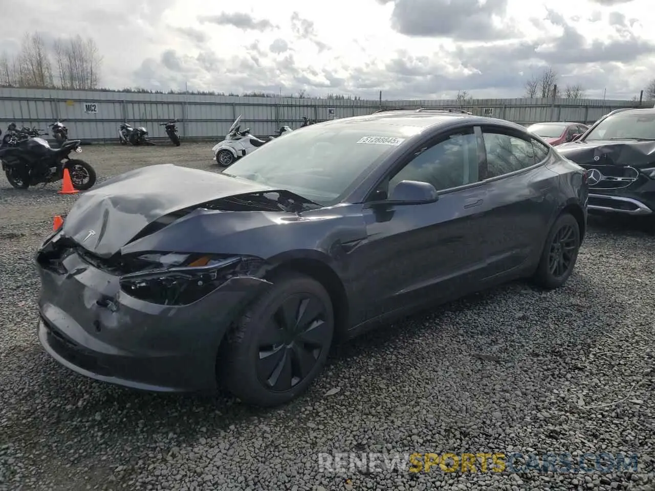 1 Фотография поврежденного автомобиля 5YJ3E1EA8RF864038 TESLA MODEL 3 2024