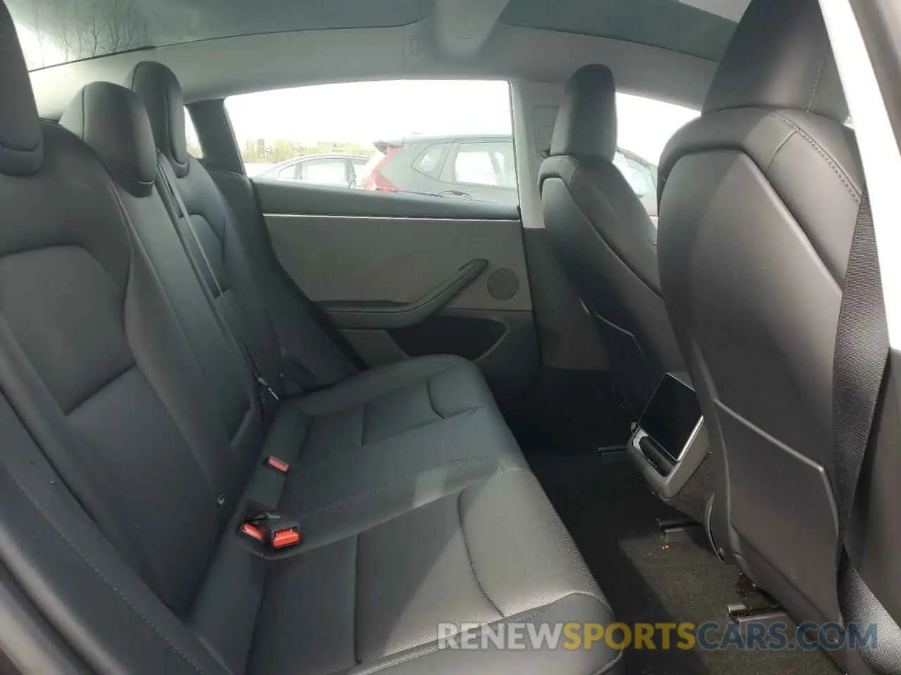 10 Фотография поврежденного автомобиля 5YJ3E1EA8RF864038 TESLA MODEL 3 2024