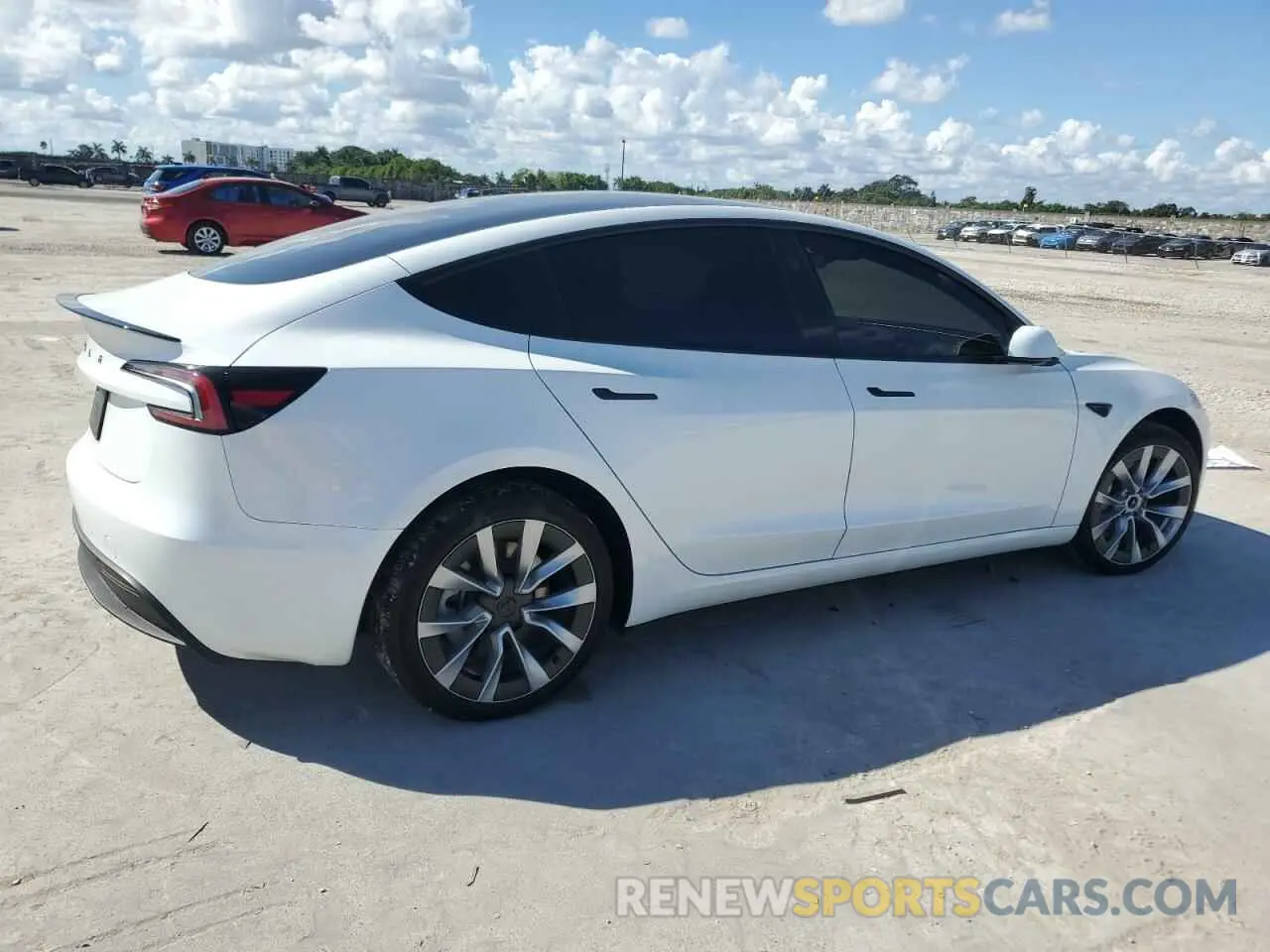 3 Фотография поврежденного автомобиля 5YJ3E1EA9RF752350 TESLA MODEL 3 2024