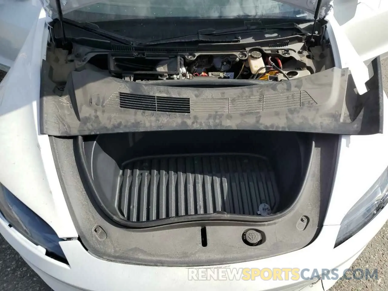 13 Photograph of a damaged car 5YJ3E1EA9RF826673 TESLA MODEL 3 2024