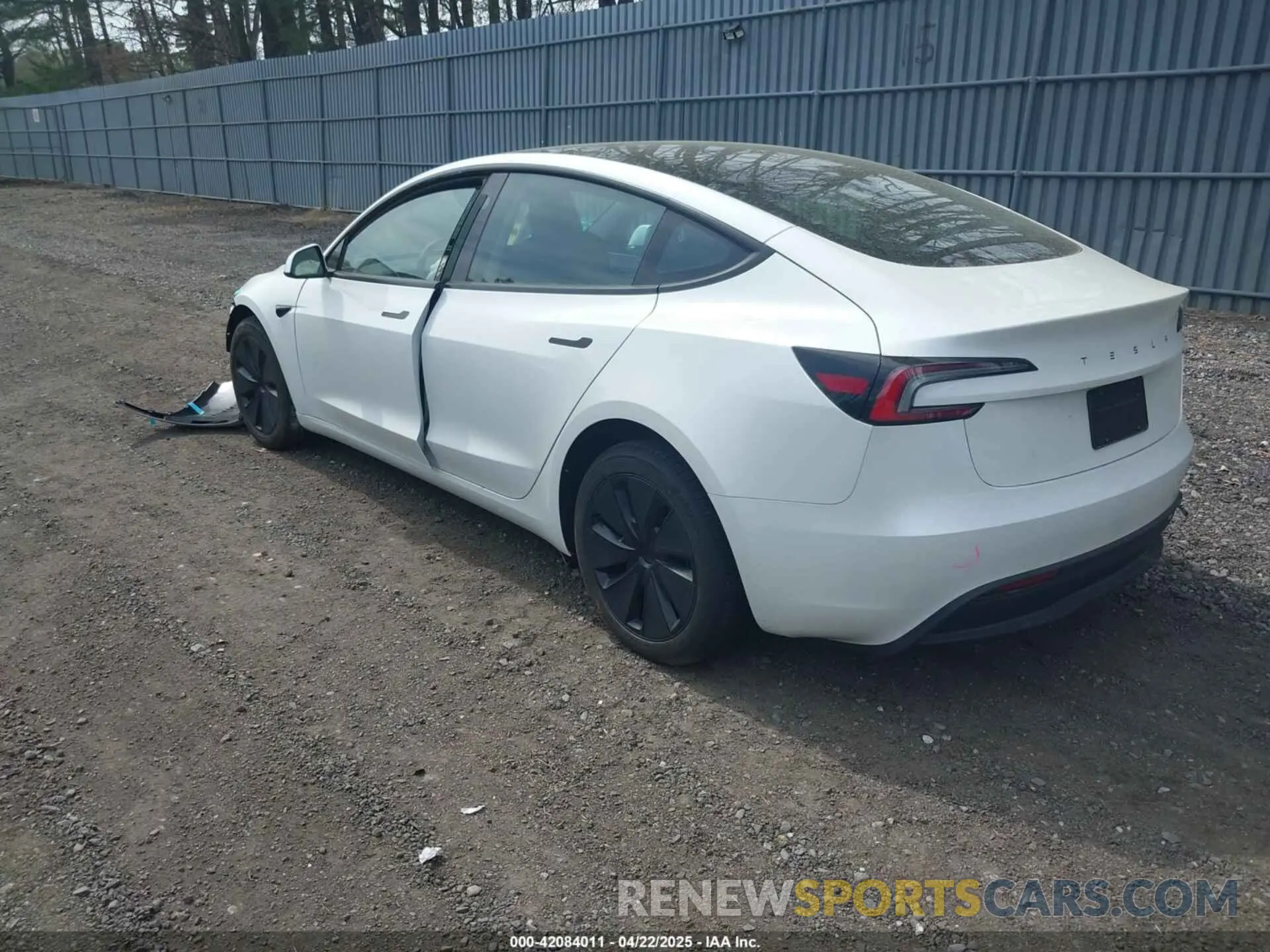 3 Фотография поврежденного автомобиля 5YJ3E1EA9RF828598 TESLA MODEL 3 2024