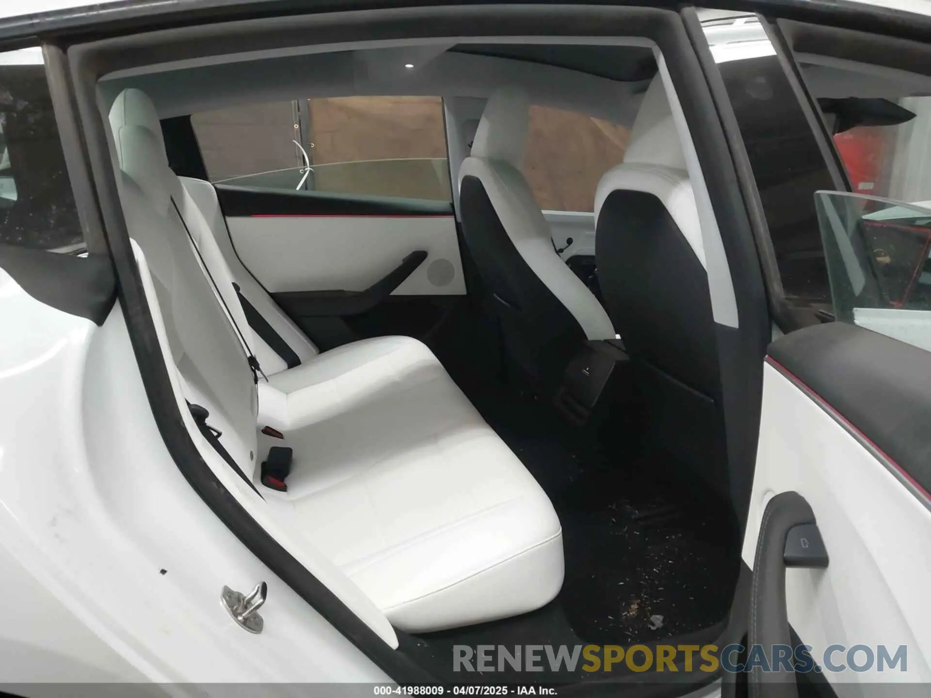 8 Photograph of a damaged car 5YJ3E1EA9RF836300 TESLA MODEL 3 2024