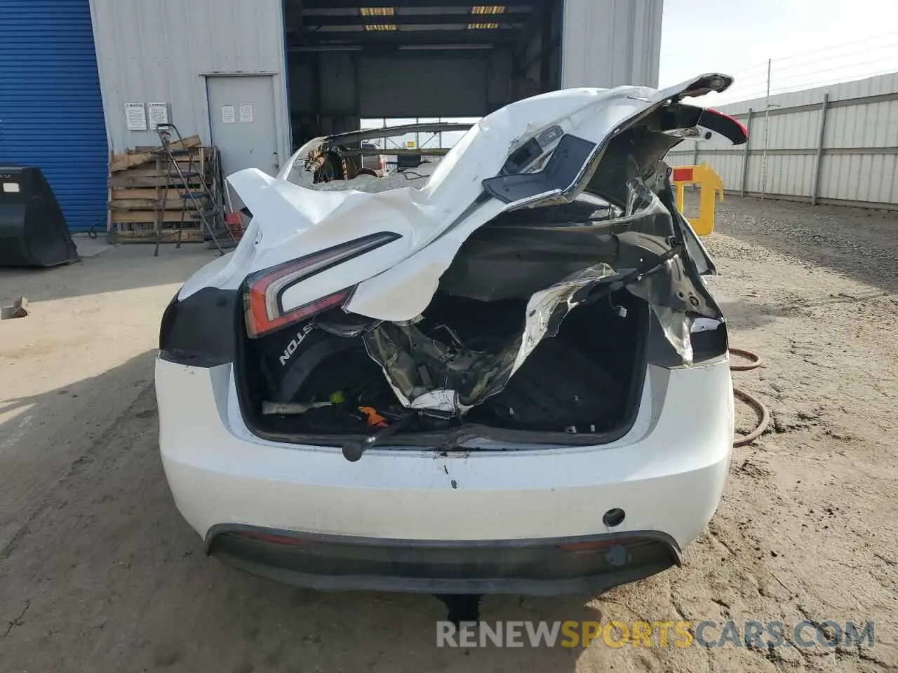 6 Photograph of a damaged car 5YJ3E1EA9RF858023 TESLA MODEL 3 2024