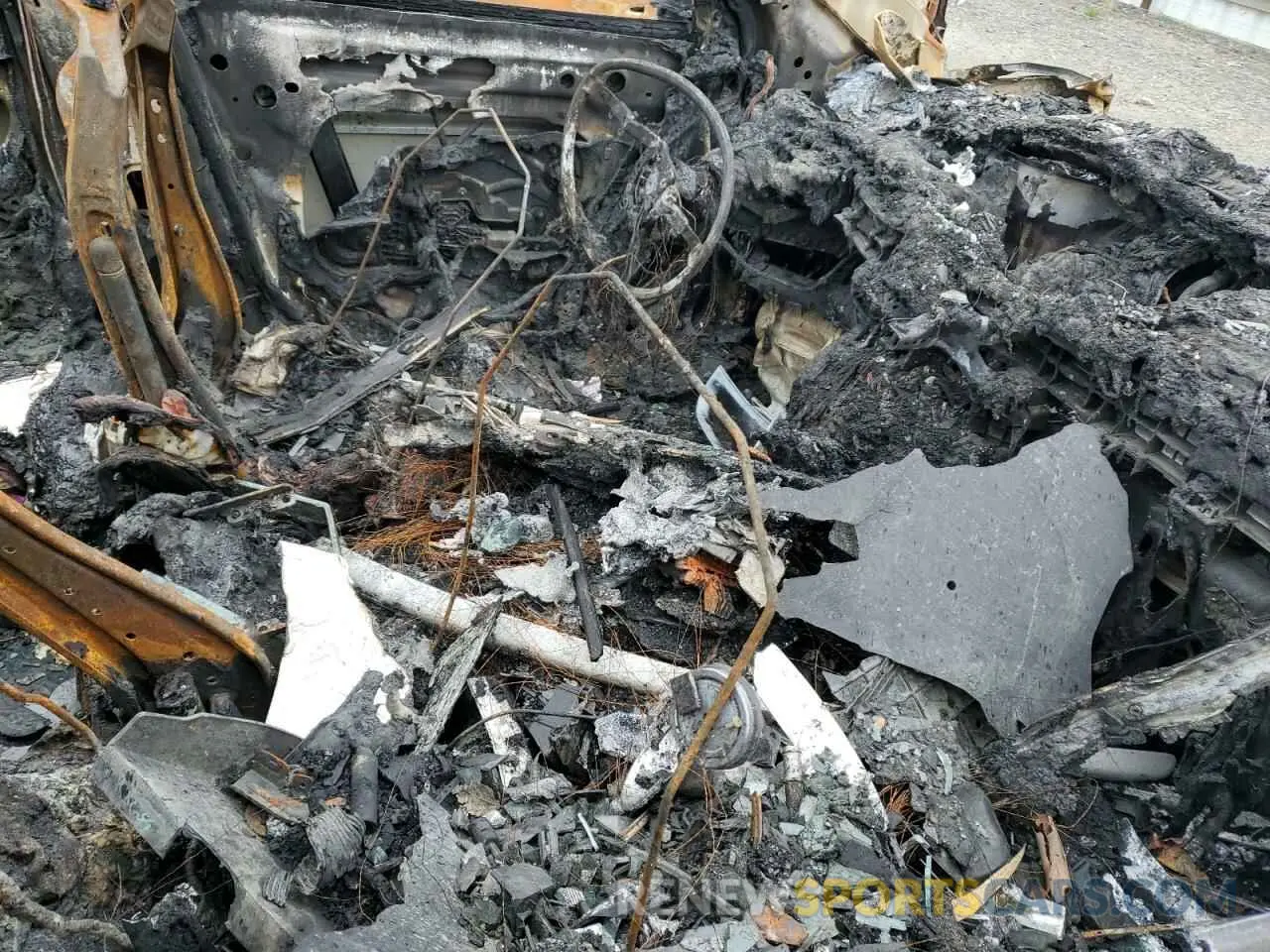 7 Photograph of a damaged car 5YJ3E1EA9RF858023 TESLA MODEL 3 2024