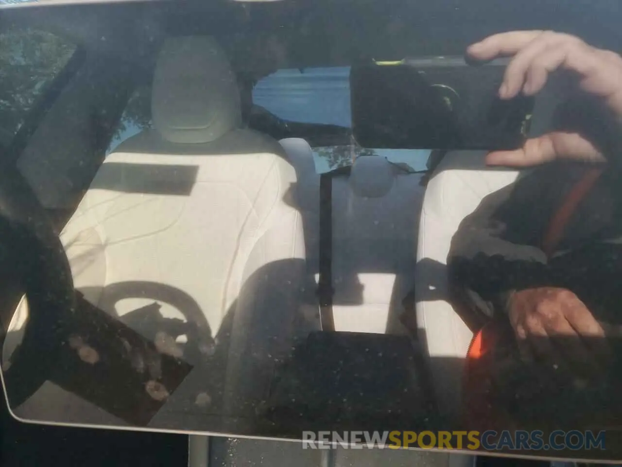 9 Photograph of a damaged car 5YJ3E1EA9RF868731 TESLA MODEL 3 2024