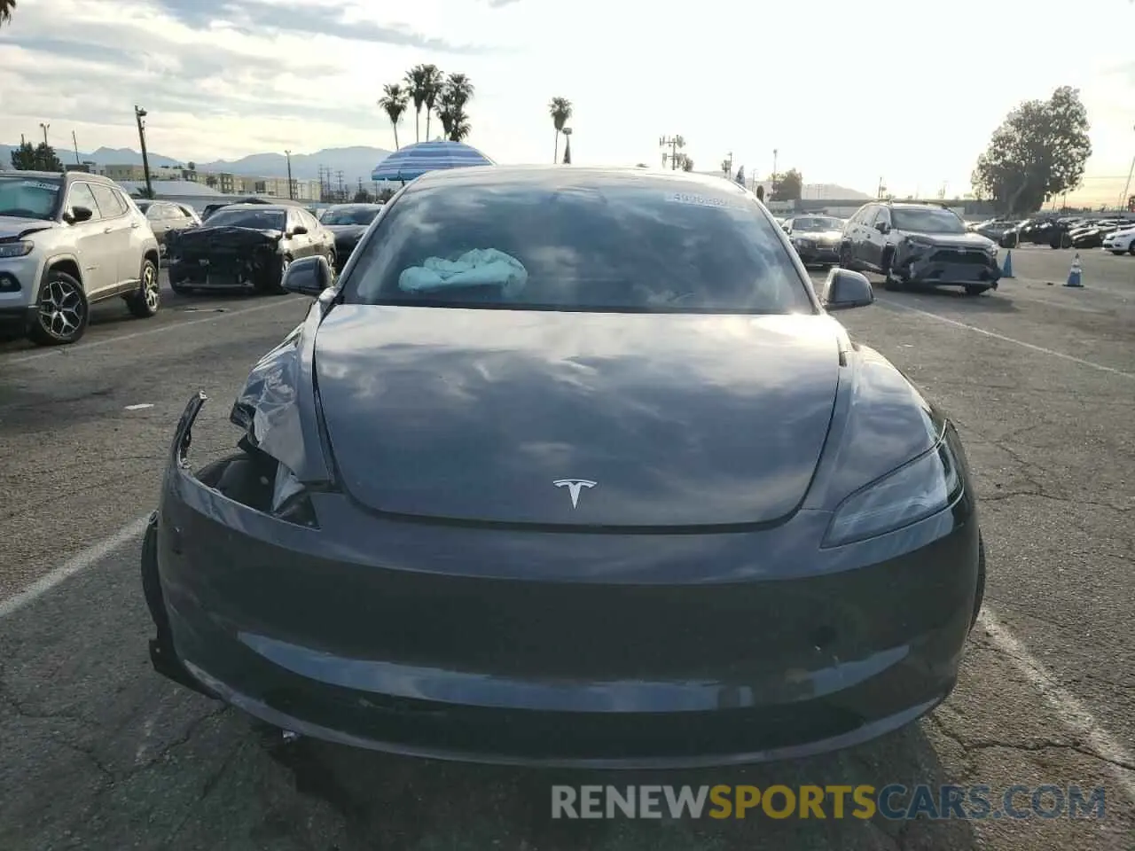5 Фотография поврежденного автомобиля 5YJ3E1EAXRF749828 TESLA MODEL 3 2024