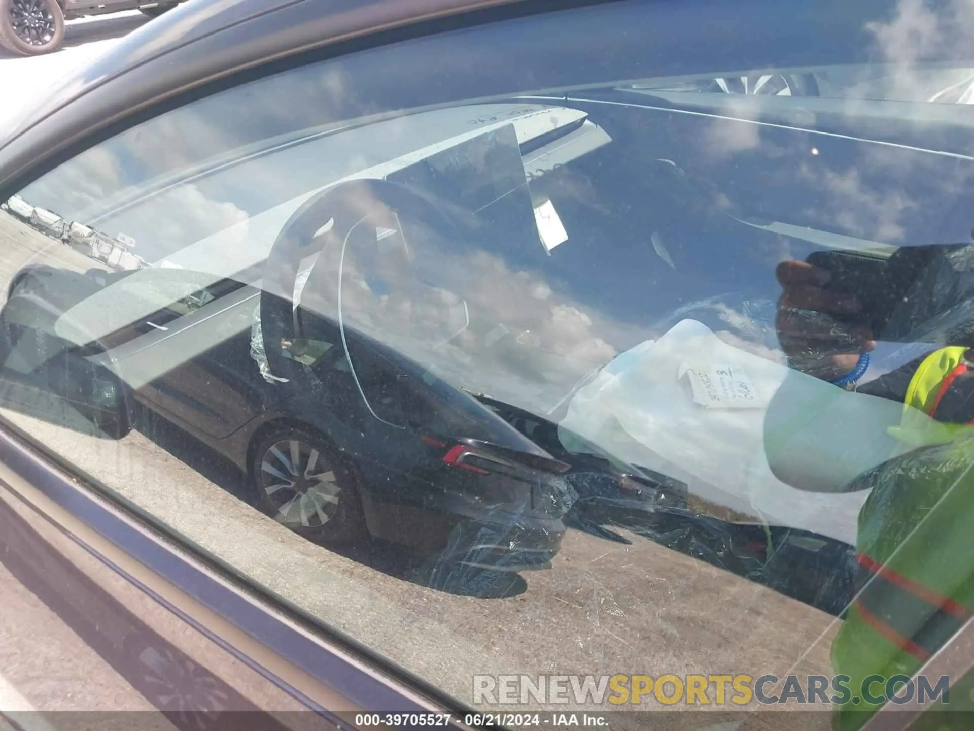 7 Фотография поврежденного автомобиля 5YJ3E1EAXRF752132 TESLA MODEL 3 2024