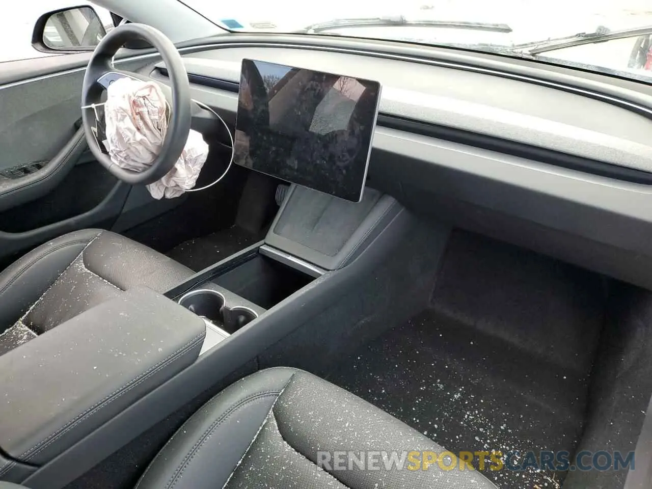 8 Photograph of a damaged car 5YJ3E1EAXRF766046 TESLA MODEL 3 2024