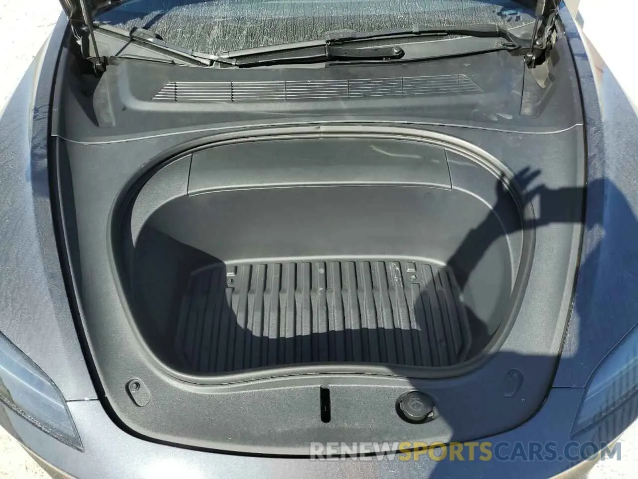 11 Фотография поврежденного автомобиля 5YJ3E1EAXRF766077 TESLA MODEL 3 2024