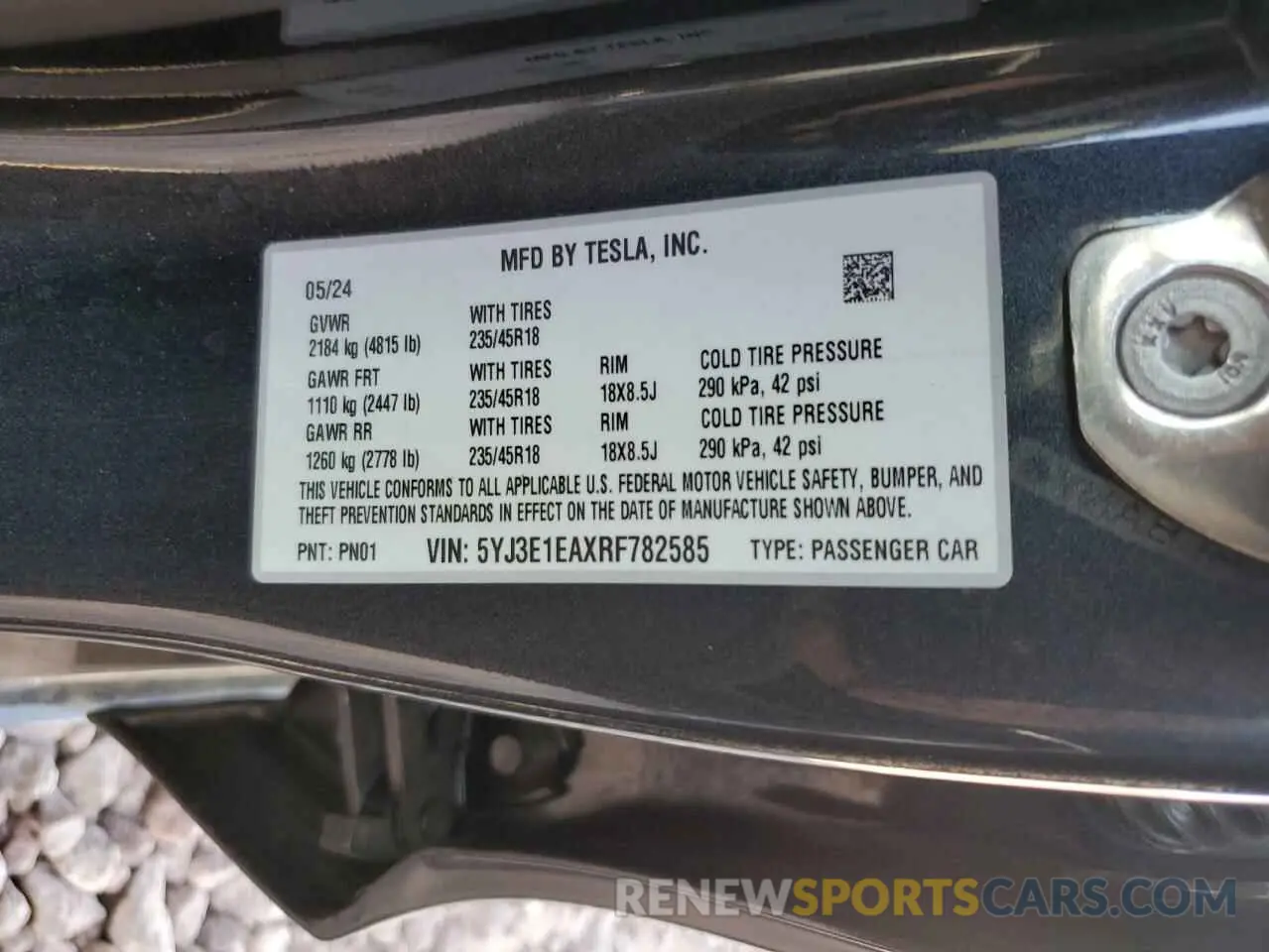 12 Photograph of a damaged car 5YJ3E1EAXRF782585 TESLA MODEL 3 2024