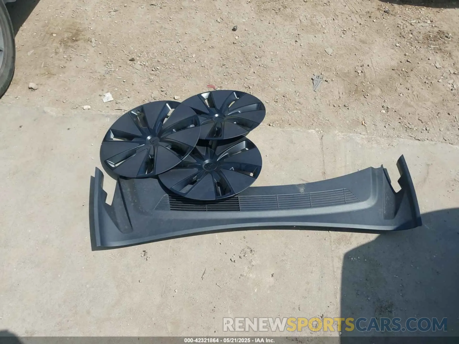 12 Фотография поврежденного автомобиля 5YJ3E1EAXRF785907 TESLA MODEL 3 2024