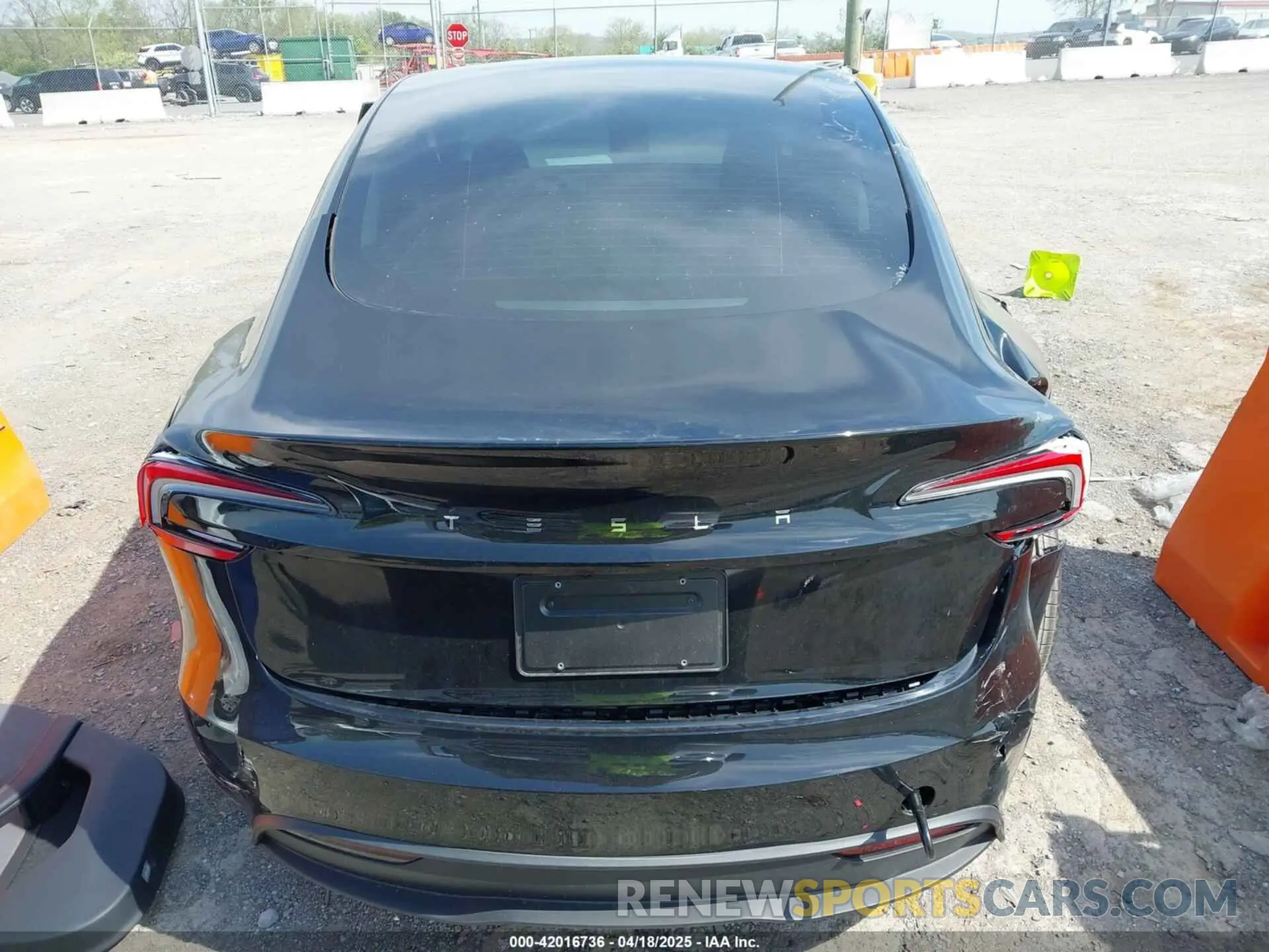 17 Photograph of a damaged car 5YJ3E1EAXRF836824 TESLA MODEL 3 2024