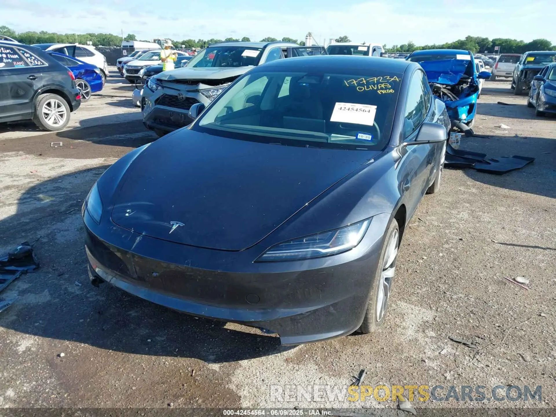 2 Photograph of a damaged car 5YJ3E1EAXRF861917 TESLA MODEL 3 2024