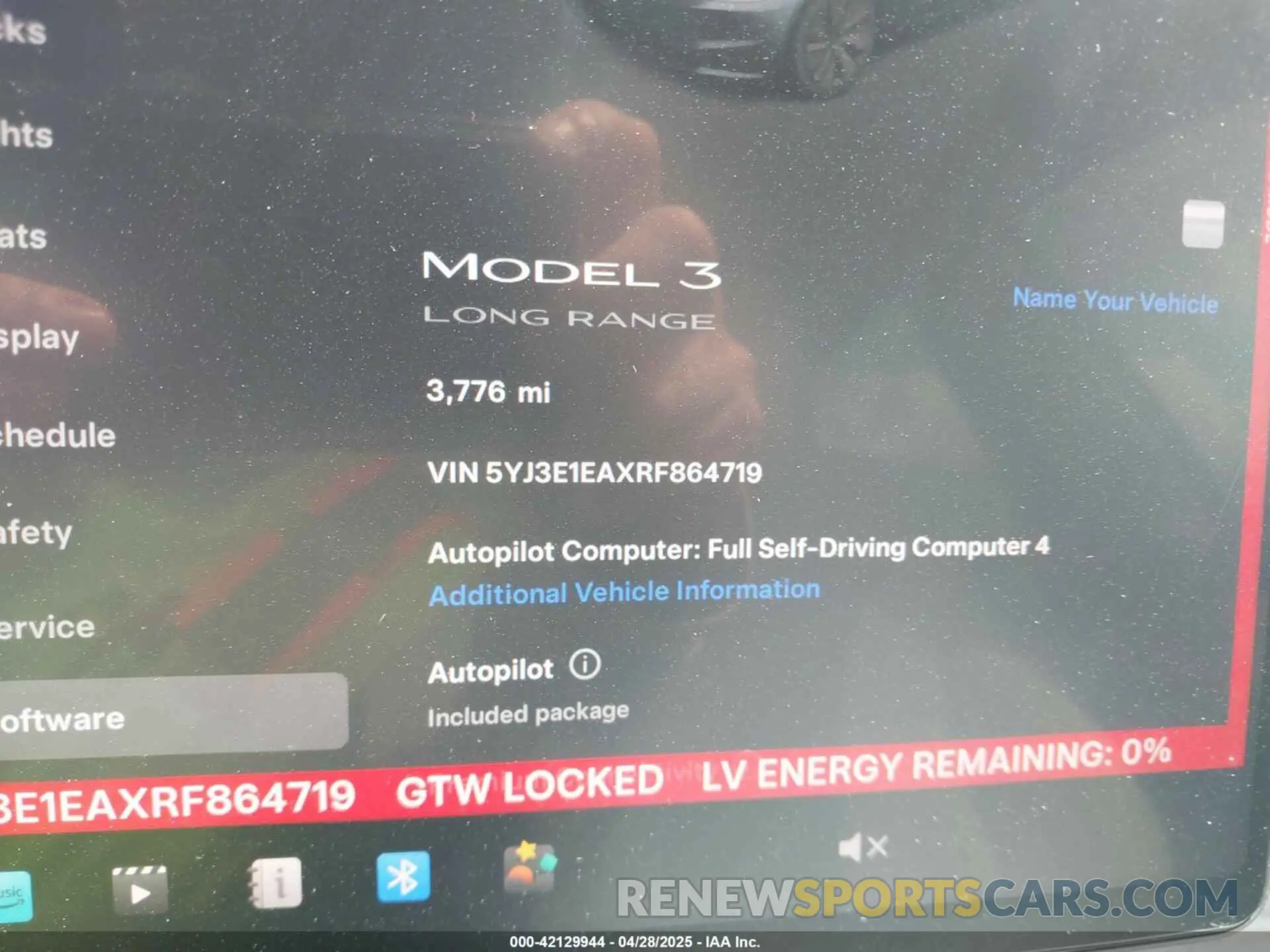 14 Photograph of a damaged car 5YJ3E1EAXRF864719 TESLA MODEL 3 2024