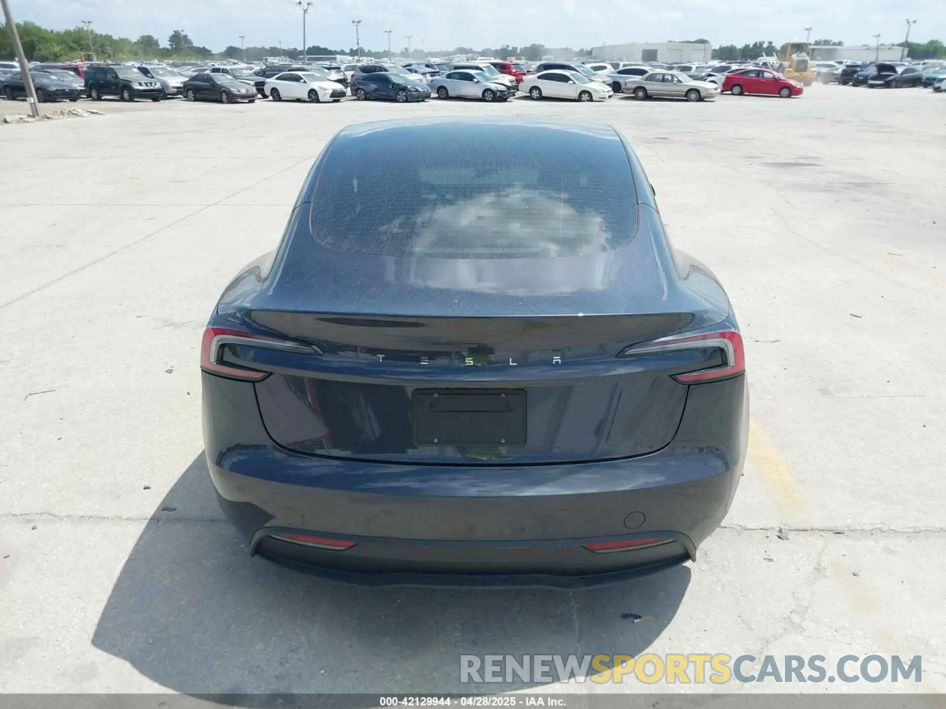 15 Photograph of a damaged car 5YJ3E1EAXRF864719 TESLA MODEL 3 2024