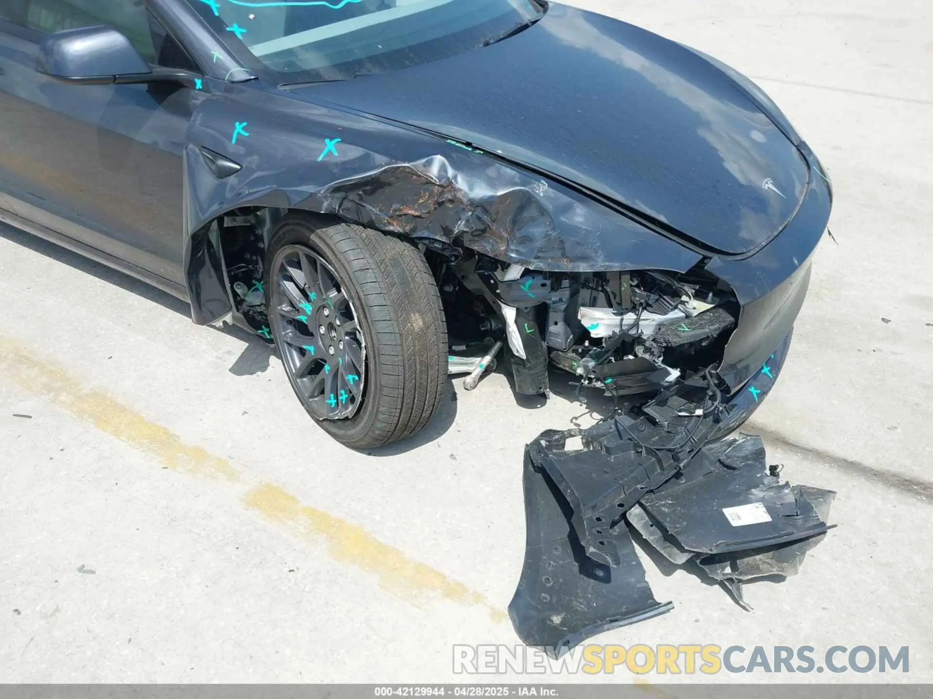 6 Photograph of a damaged car 5YJ3E1EAXRF864719 TESLA MODEL 3 2024