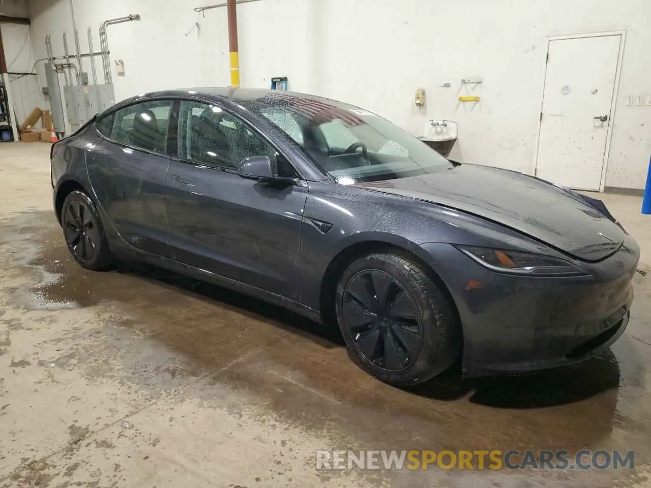 4 Photograph of a damaged car 5YJ3E1EB0RF753718 TESLA MODEL 3 2024