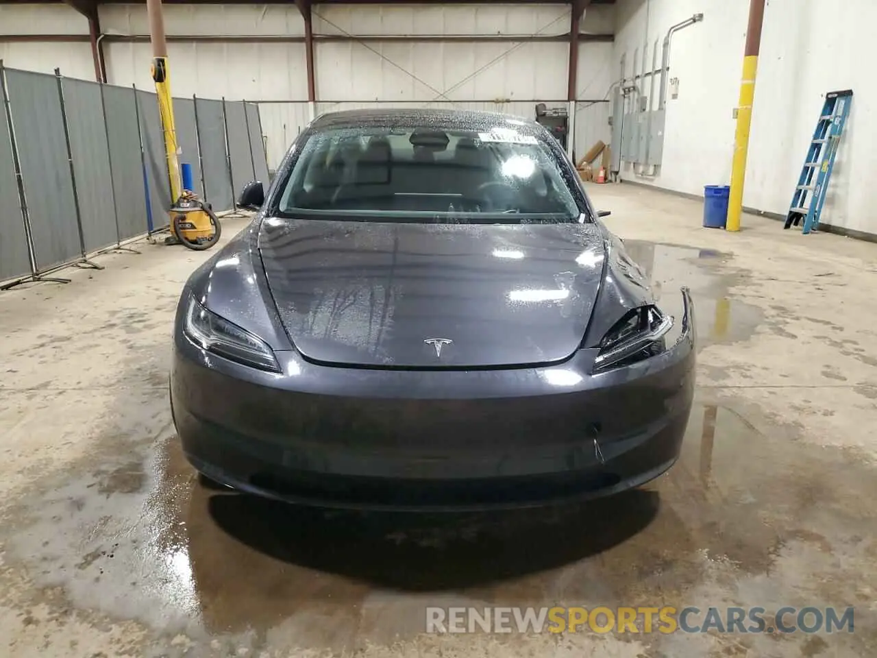 5 Photograph of a damaged car 5YJ3E1EB0RF753718 TESLA MODEL 3 2024
