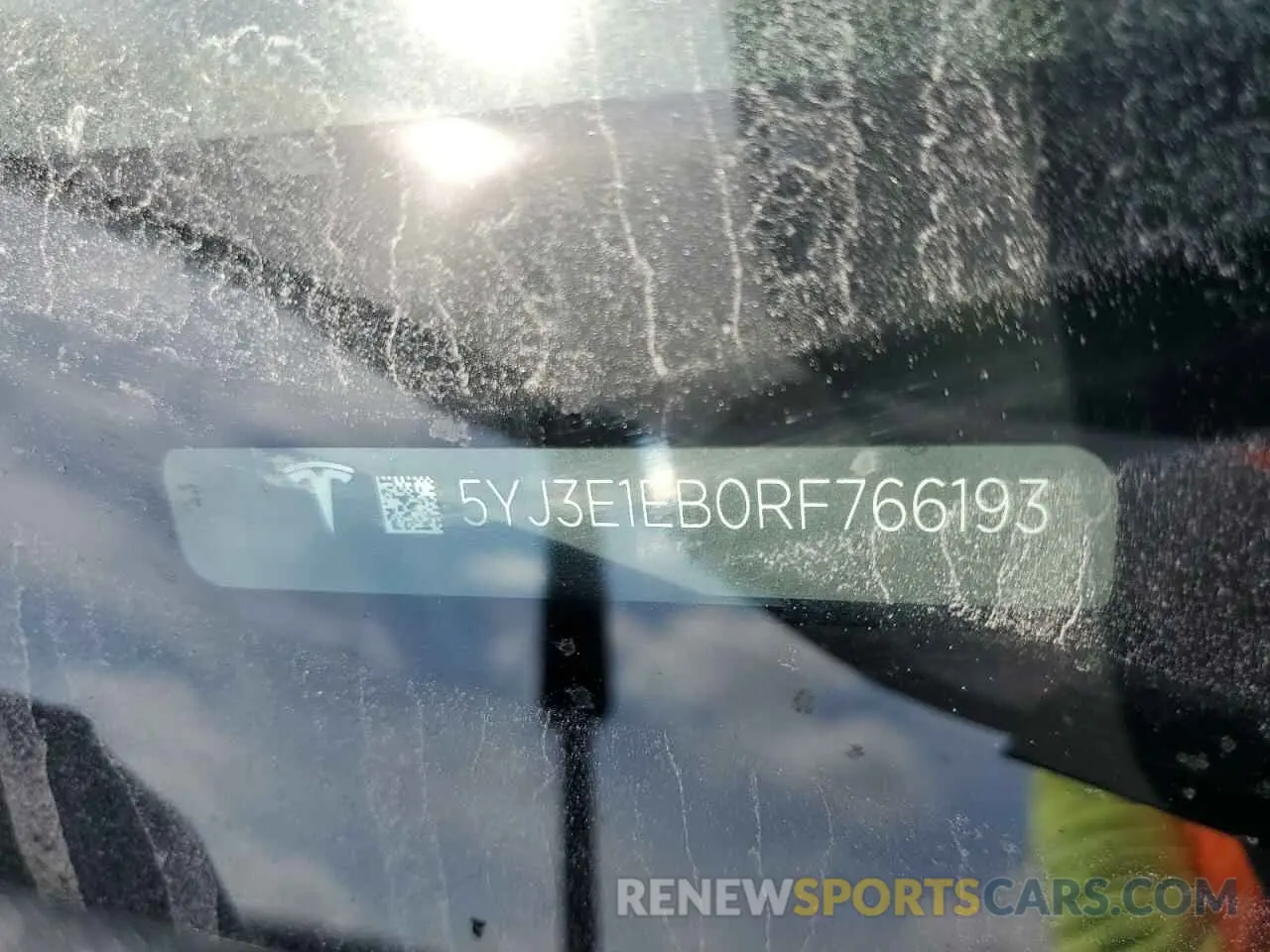12 Фотография поврежденного автомобиля 5YJ3E1EB0RF766193 TESLA MODEL 3 2024