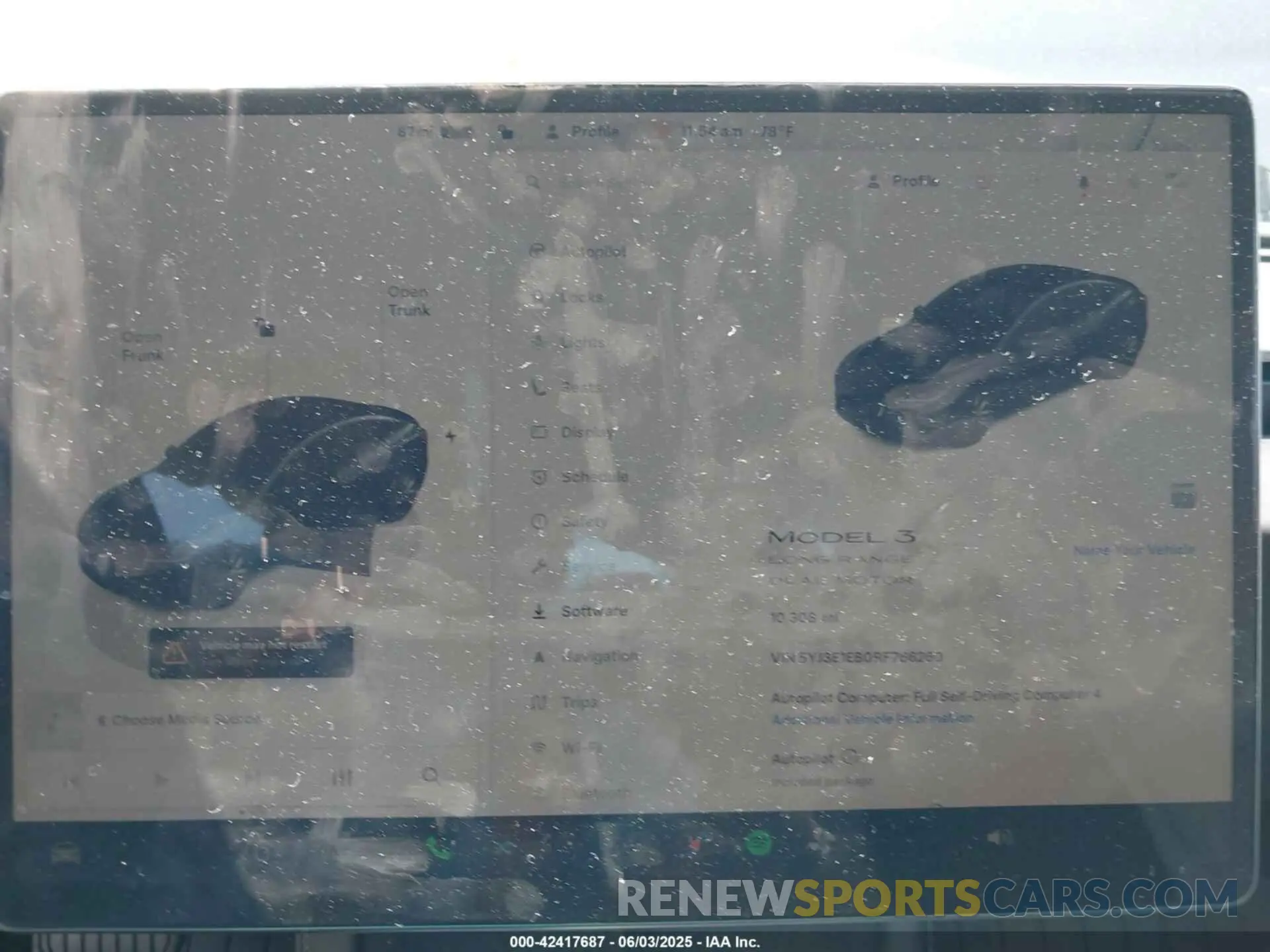 18 Photograph of a damaged car 5YJ3E1EB0RF766260 TESLA MODEL 3 2024