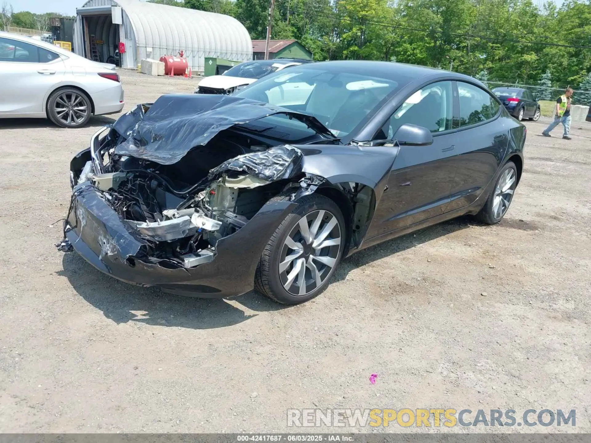2 Photograph of a damaged car 5YJ3E1EB0RF766260 TESLA MODEL 3 2024