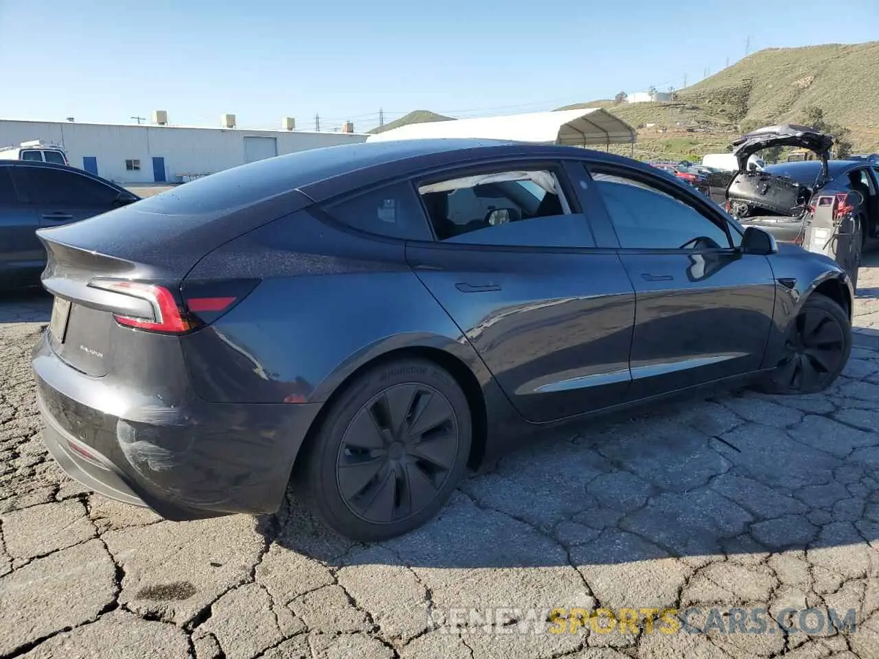 3 Фотография поврежденного автомобиля 5YJ3E1EB0RF786783 TESLA MODEL 3 2024