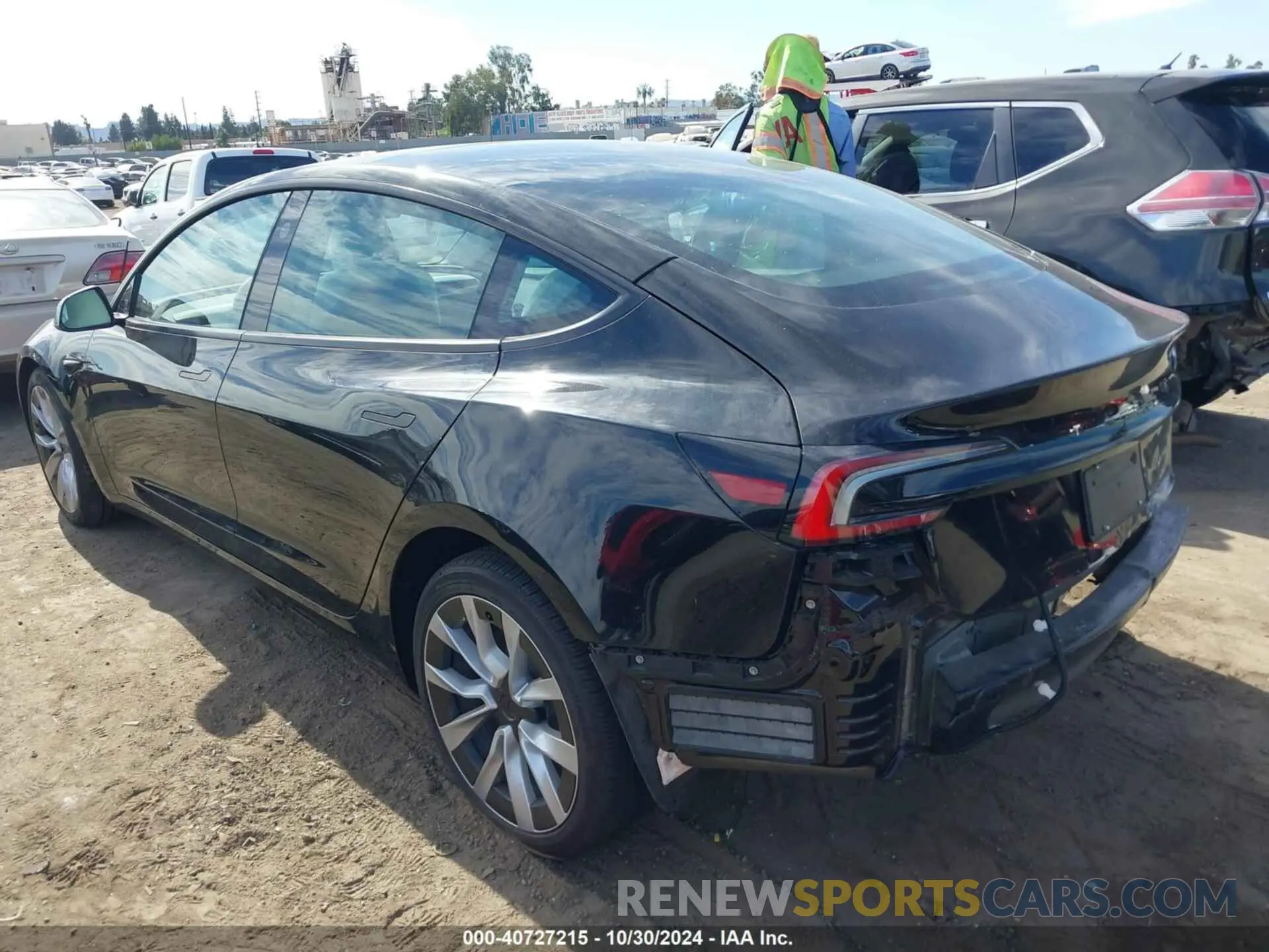 3 Photograph of a damaged car 5YJ3E1EB0RF792938 TESLA MODEL 3 2024