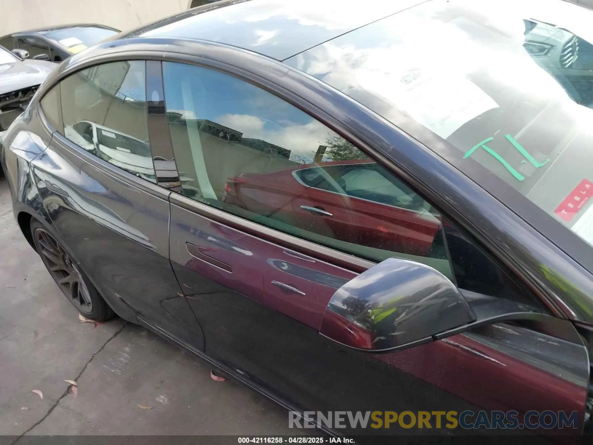 14 Фотография поврежденного автомобиля 5YJ3E1EB0RF812167 TESLA MODEL 3 2024