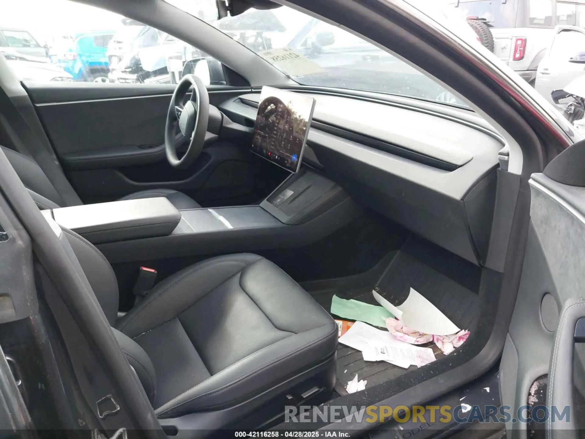 5 Фотография поврежденного автомобиля 5YJ3E1EB0RF812167 TESLA MODEL 3 2024