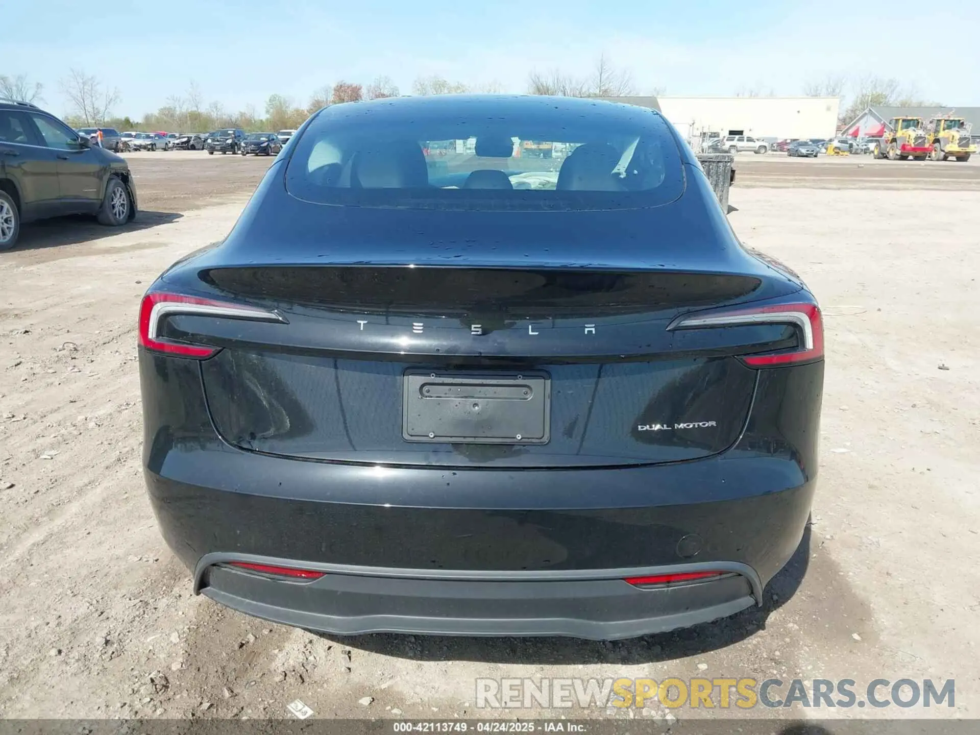 16 Photograph of a damaged car 5YJ3E1EB0RF817515 TESLA MODEL 3 2024