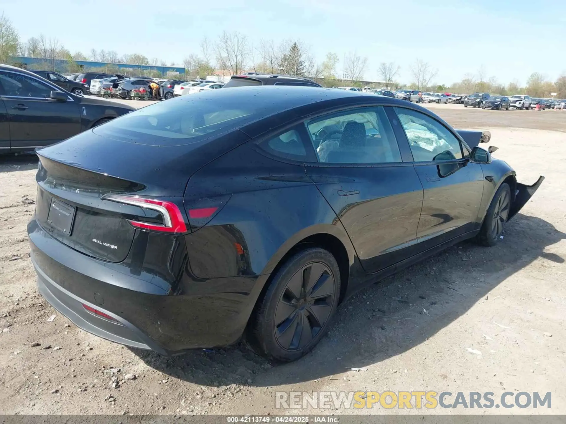 4 Photograph of a damaged car 5YJ3E1EB0RF817515 TESLA MODEL 3 2024