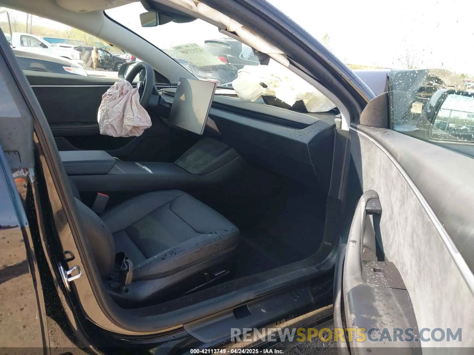 5 Photograph of a damaged car 5YJ3E1EB0RF817515 TESLA MODEL 3 2024
