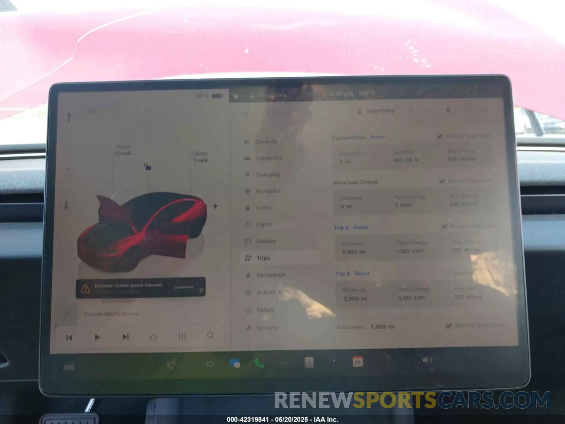 18 Фотография поврежденного автомобиля 5YJ3E1EB1RF768695 TESLA MODEL 3 2024