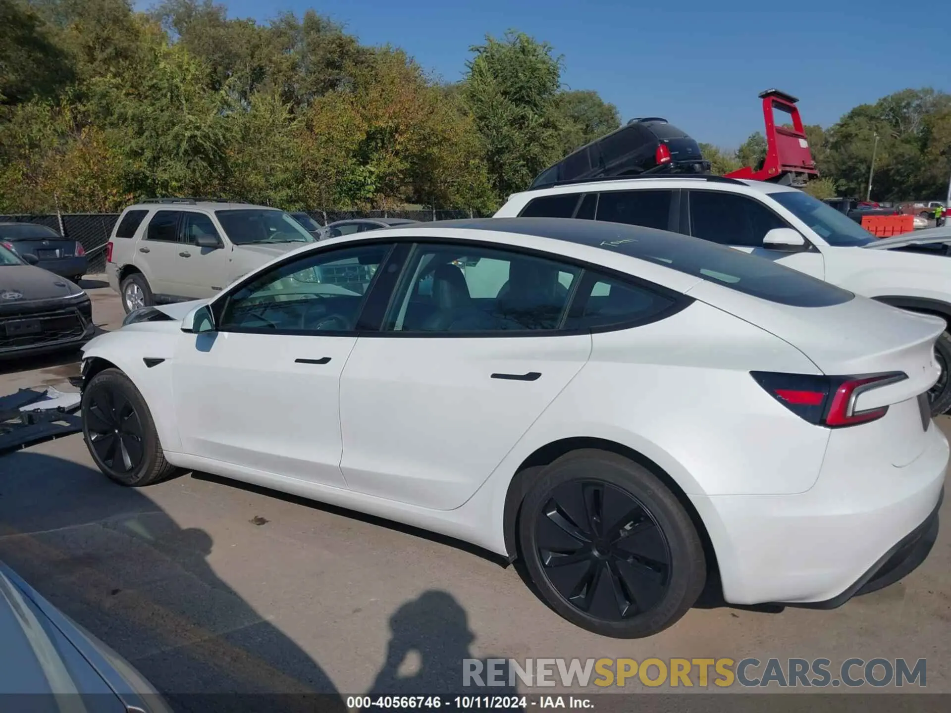 14 Фотография поврежденного автомобиля 5YJ3E1EB1RF792558 TESLA MODEL 3 2024