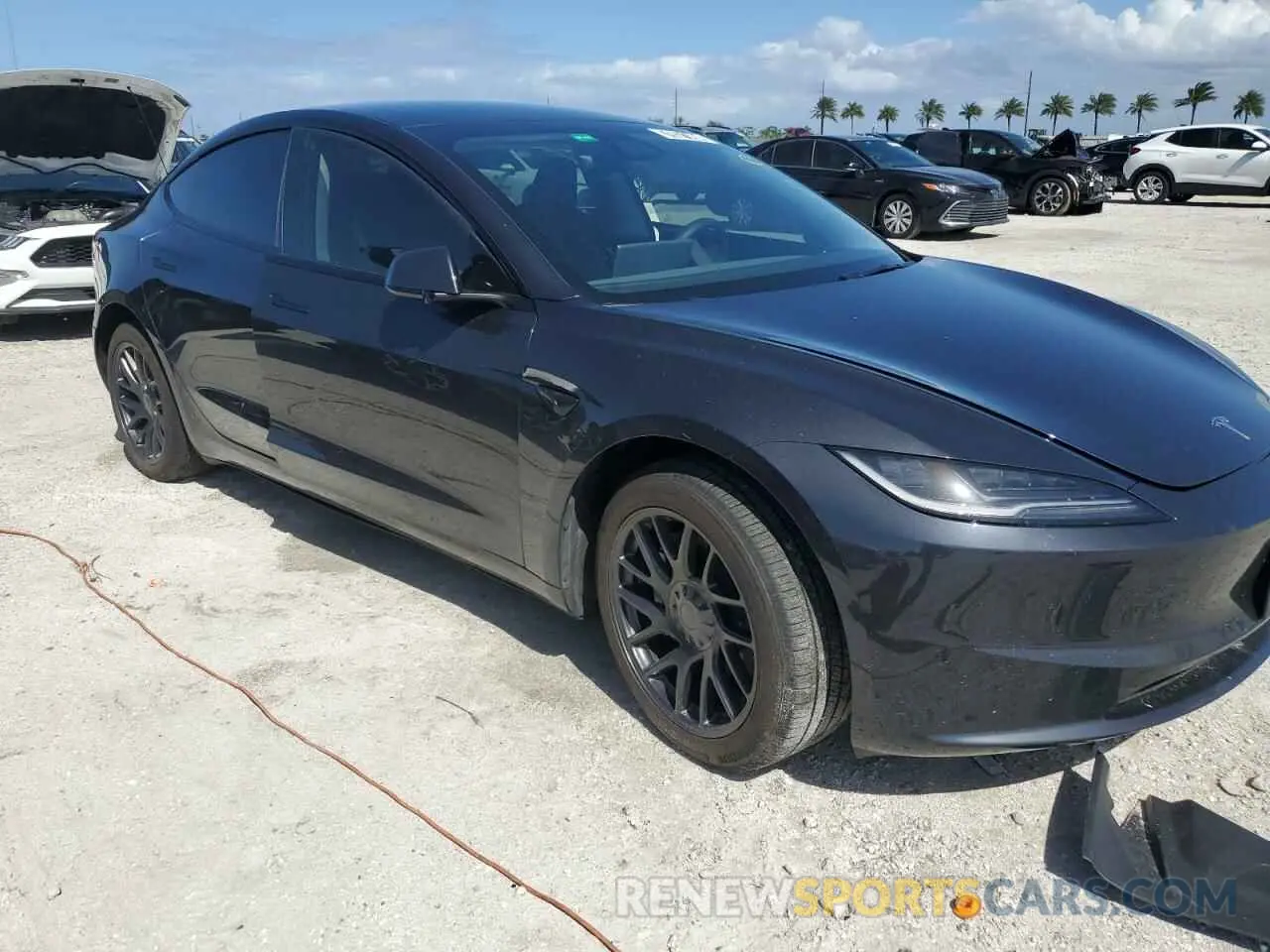 4 Фотография поврежденного автомобиля 5YJ3E1EB2RF722552 TESLA MODEL 3 2024