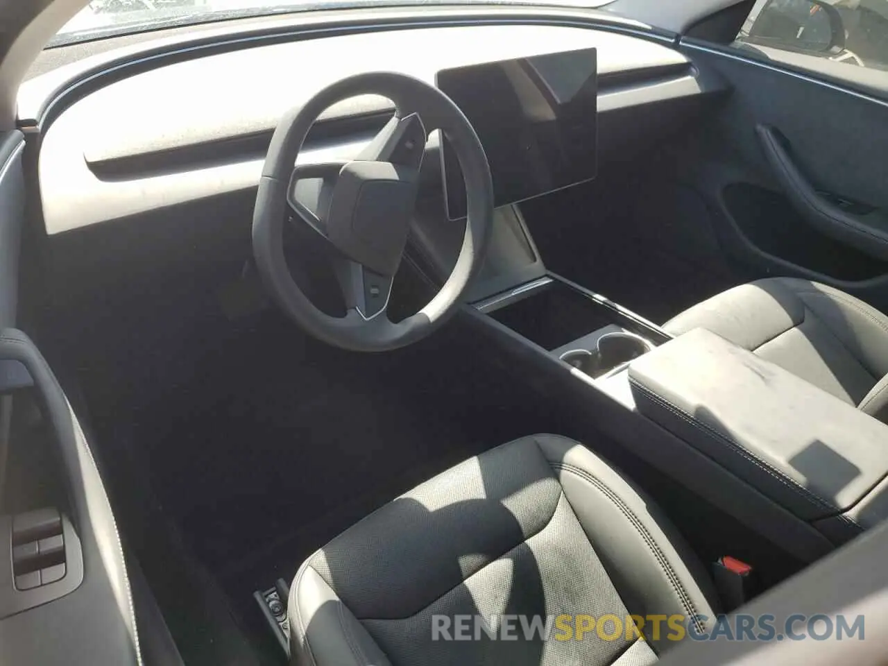 8 Фотография поврежденного автомобиля 5YJ3E1EB2RF722552 TESLA MODEL 3 2024