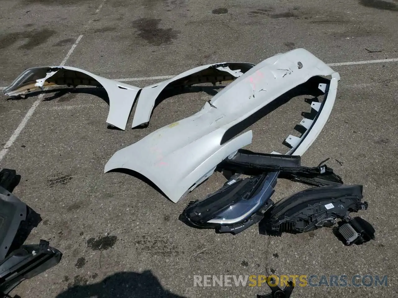 12 Photograph of a damaged car 5YJ3E1EB2RF732711 TESLA MODEL 3 2024