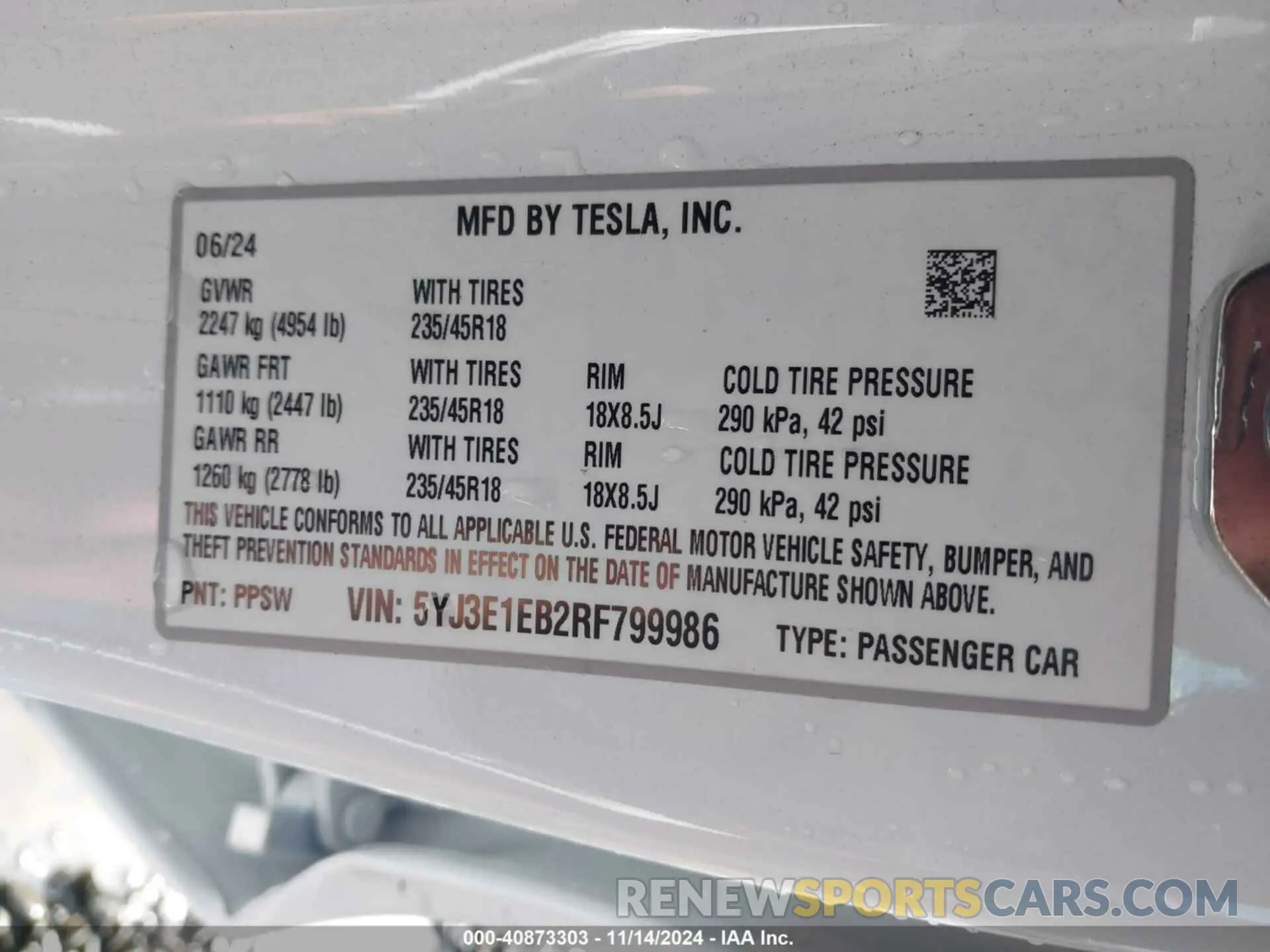 9 Фотография поврежденного автомобиля 5YJ3E1EB2RF799986 TESLA MODEL 3 2024