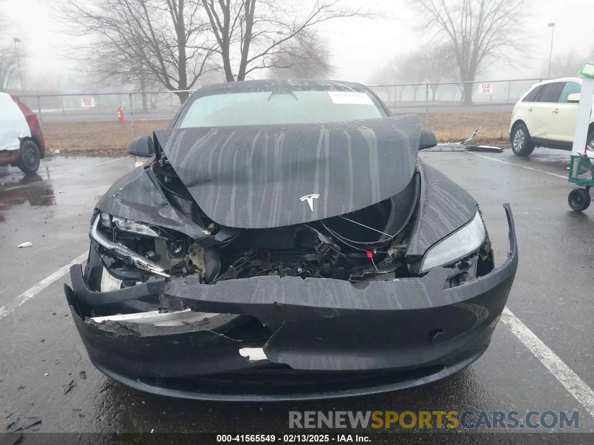 11 Photograph of a damaged car 5YJ3E1EB2RF815376 TESLA MODEL 3 2024
