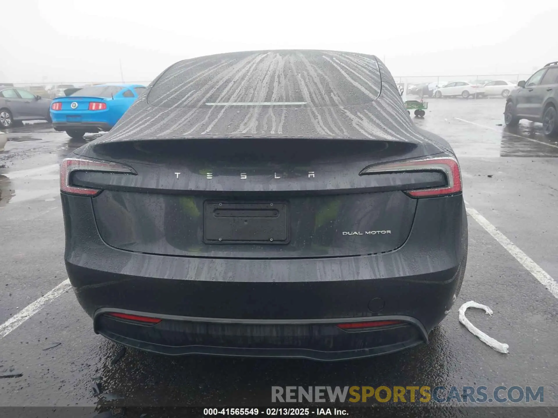 15 Photograph of a damaged car 5YJ3E1EB2RF815376 TESLA MODEL 3 2024