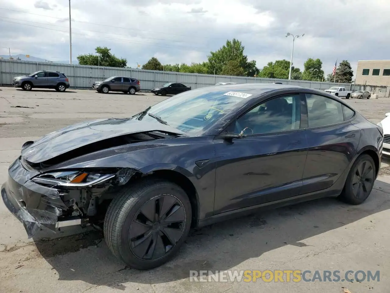 1 Фотография поврежденного автомобиля 5YJ3E1EB3RF758668 TESLA MODEL 3 2024