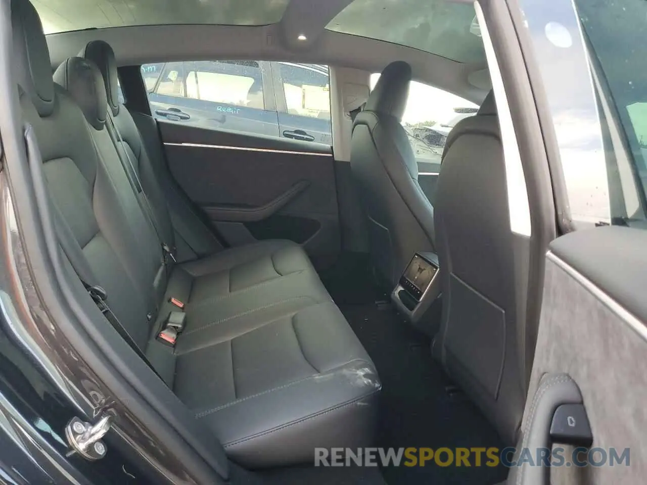 10 Photograph of a damaged car 5YJ3E1EB3RF767855 TESLA MODEL 3 2024