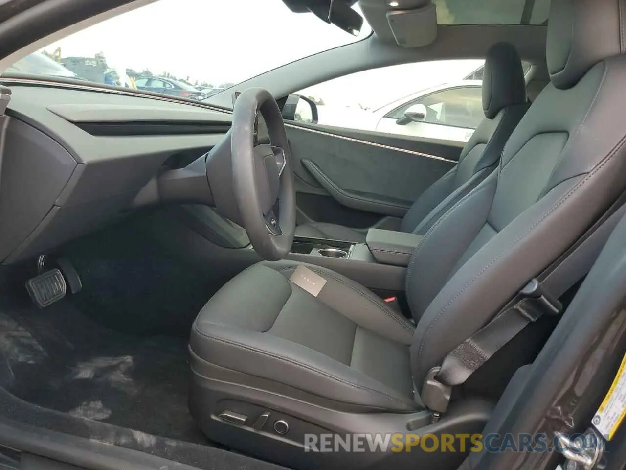 7 Photograph of a damaged car 5YJ3E1EB3RF767855 TESLA MODEL 3 2024