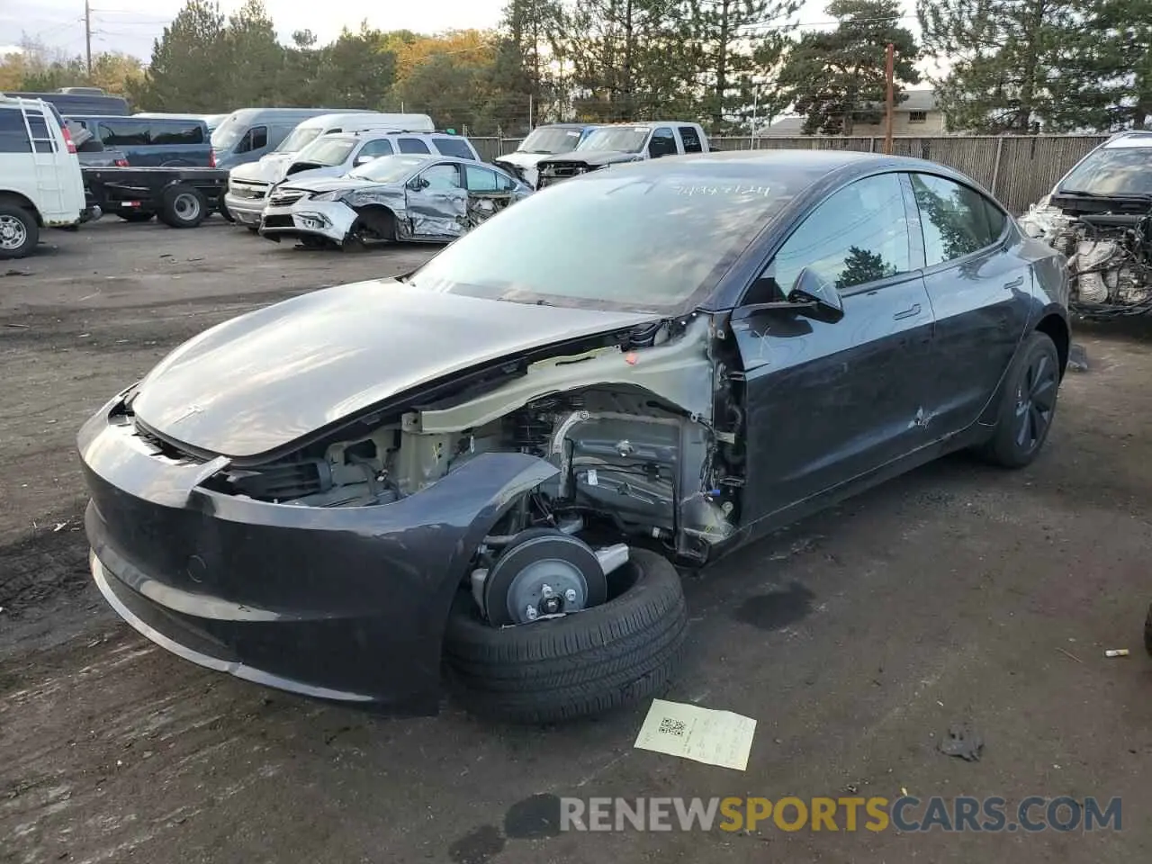 1 Фотография поврежденного автомобиля 5YJ3E1EB3RF813295 TESLA MODEL 3 2024
