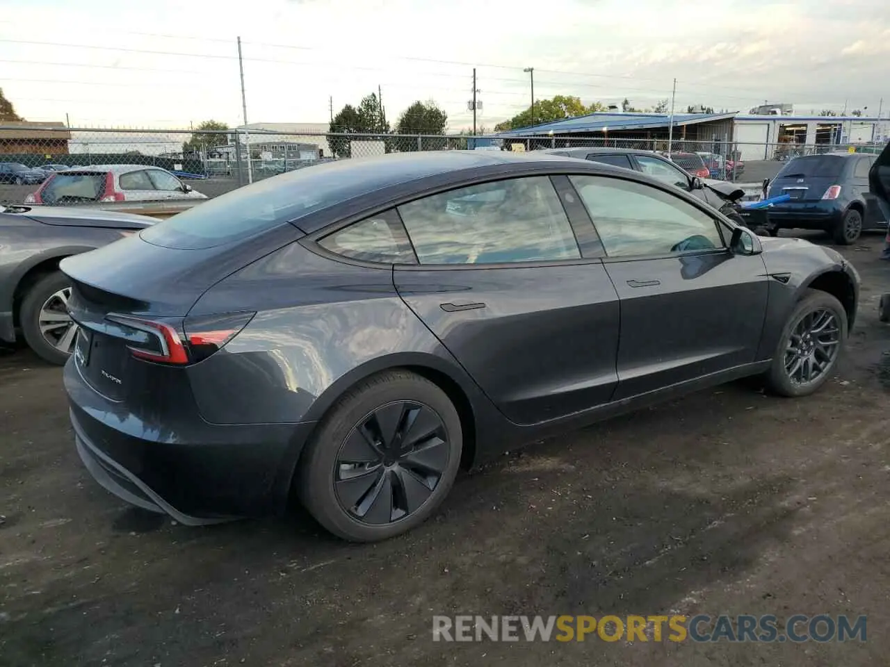 3 Фотография поврежденного автомобиля 5YJ3E1EB3RF813295 TESLA MODEL 3 2024