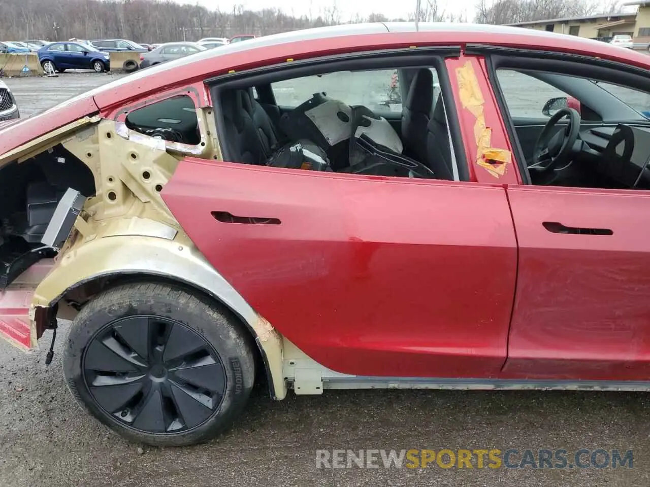 10 Photograph of a damaged car 5YJ3E1EB4RF753687 TESLA MODEL 3 2024